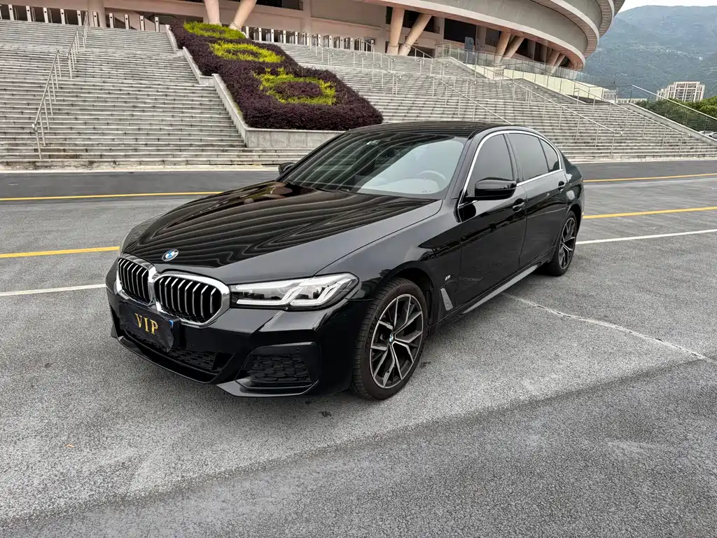 BMW 5 Series 2023