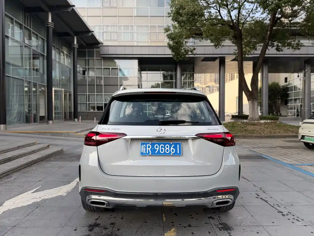 Mercedes-Benz GLE (Import) — миниатюра 6