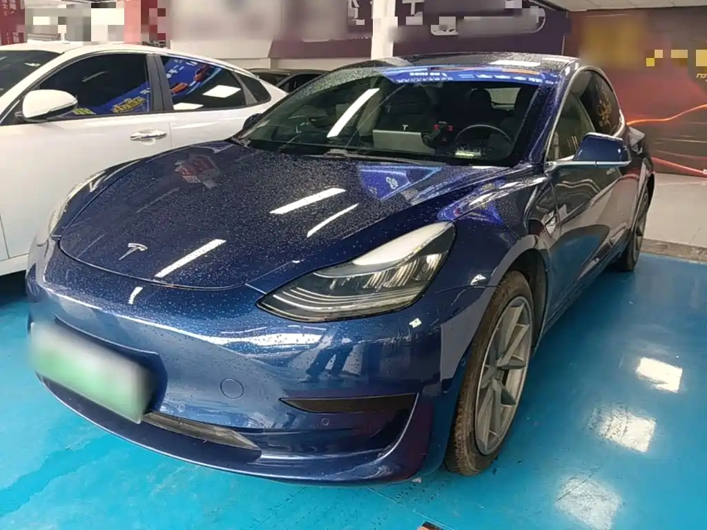 Tesla Model 3 — миниатюра 2