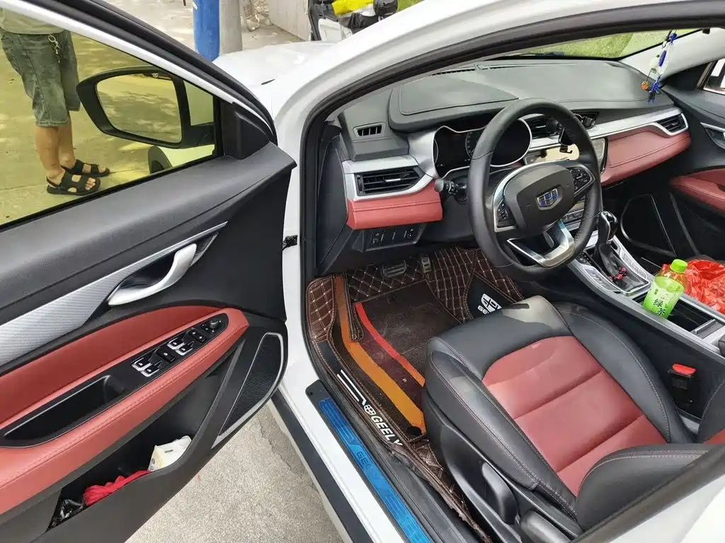 Geely Vision S1 — миниатюра 12
