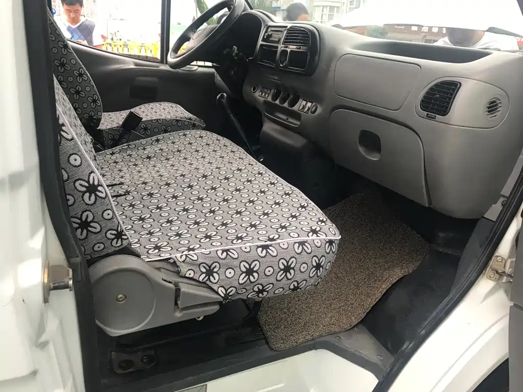 Ford Transit Classic — миниатюра 12