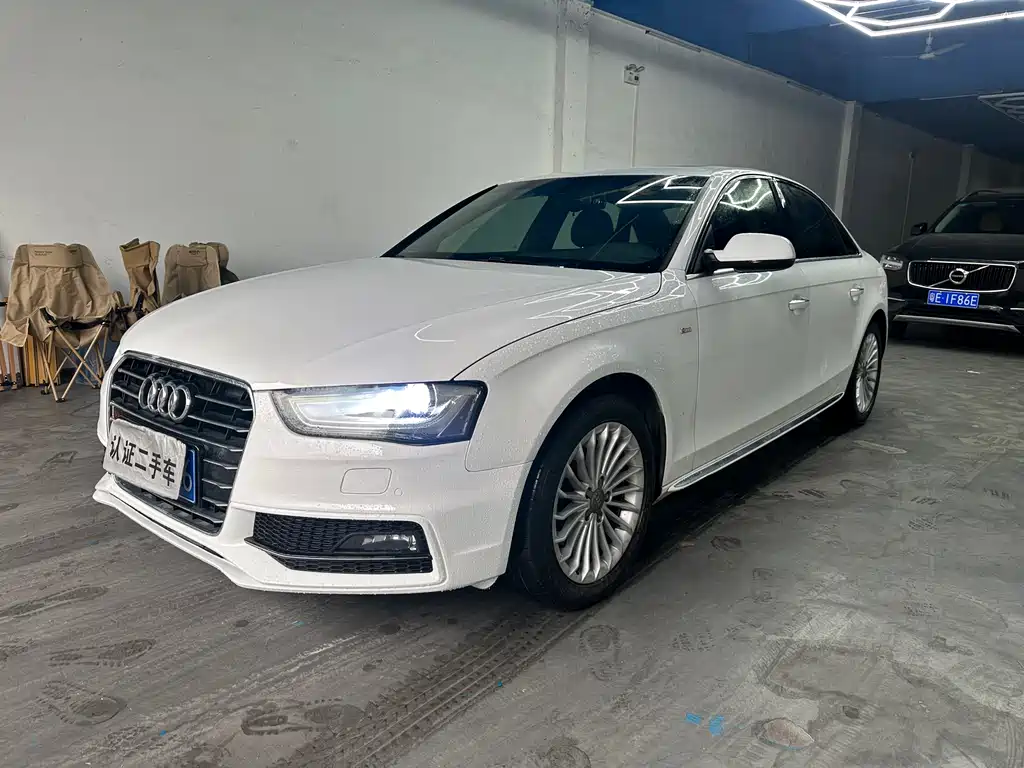 Audi A4L 2016