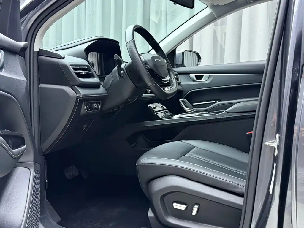 Wuling Victory — миниатюра 16