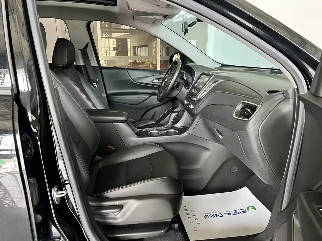 Chevrolet Equinox — миниатюра 28