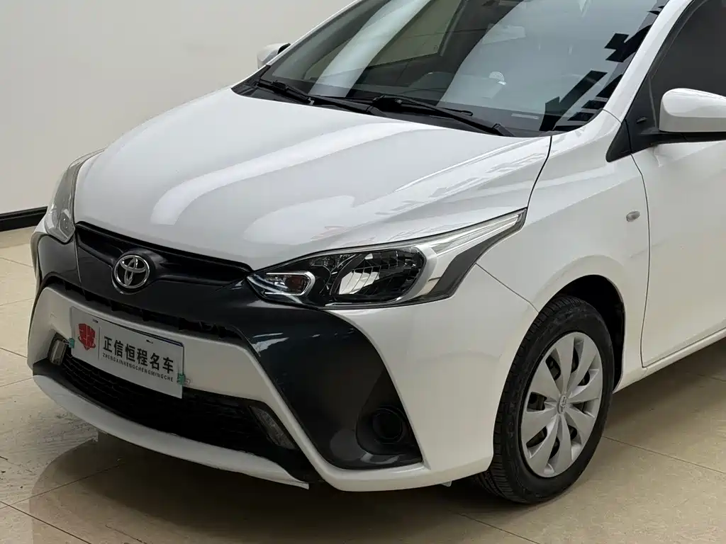 Toyota Yaris L — миниатюра 4