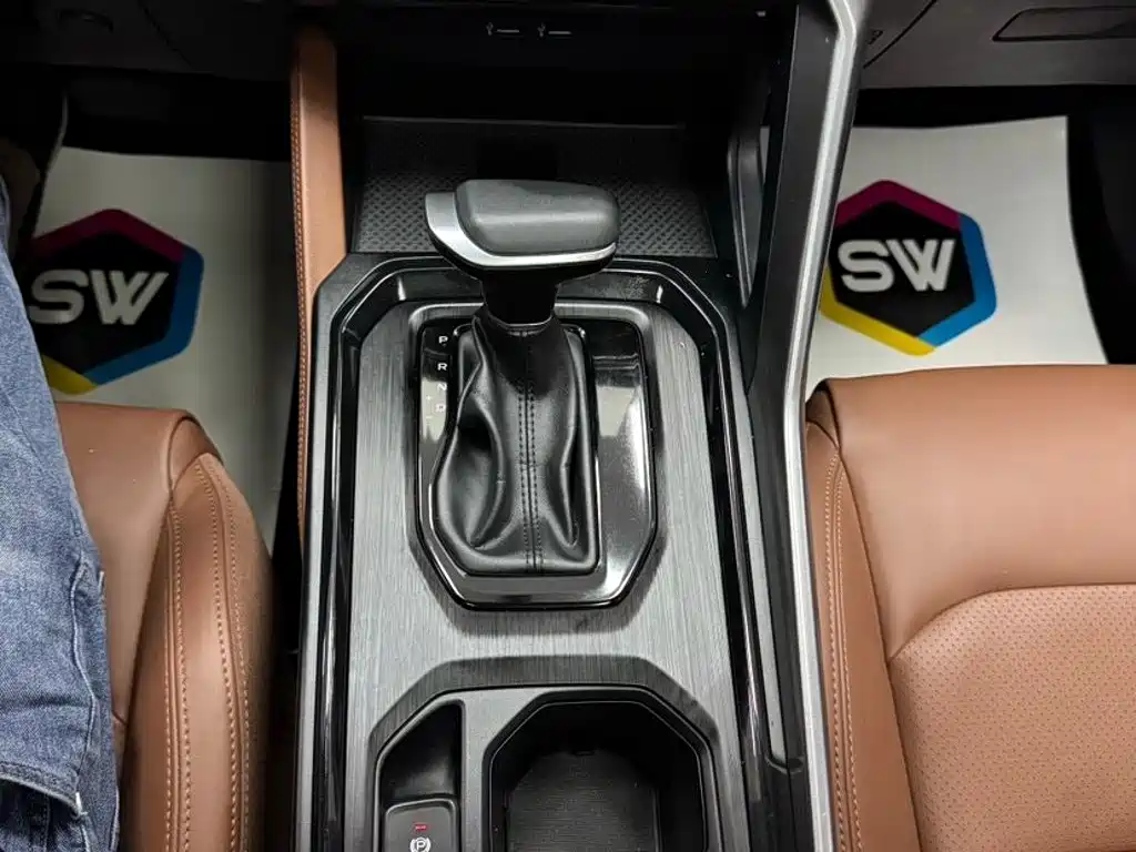 Geely Vision X6 — миниатюра 12