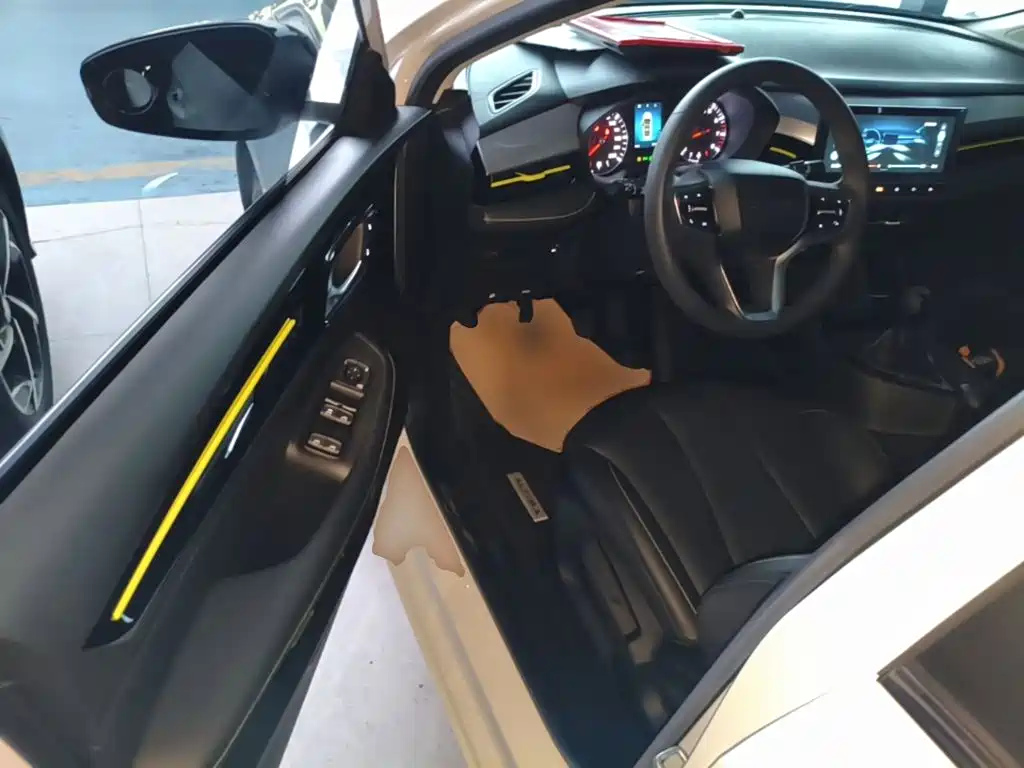 Roewe i5 — миниатюра 16