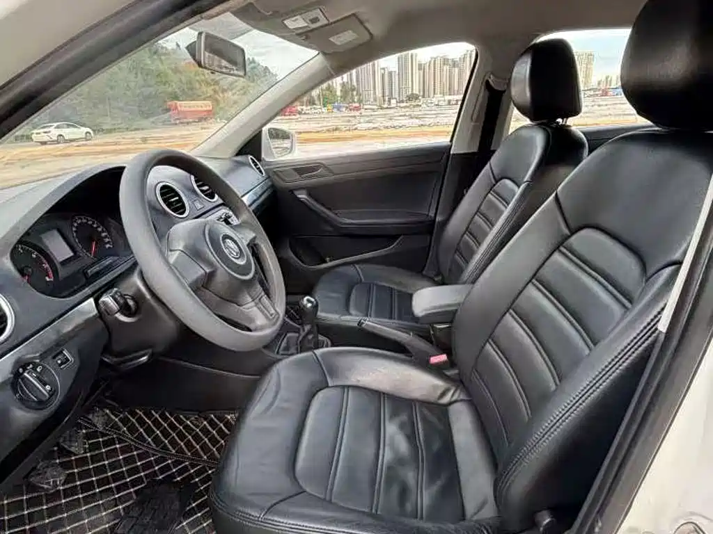 Volkswagen Santana — миниатюра 14