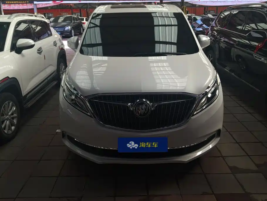 Buick GL8 — миниатюра 2