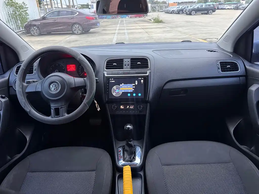 Volkswagen Polo — миниатюра 16