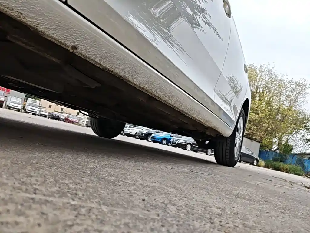 Volkswagen Santana — миниатюра 22