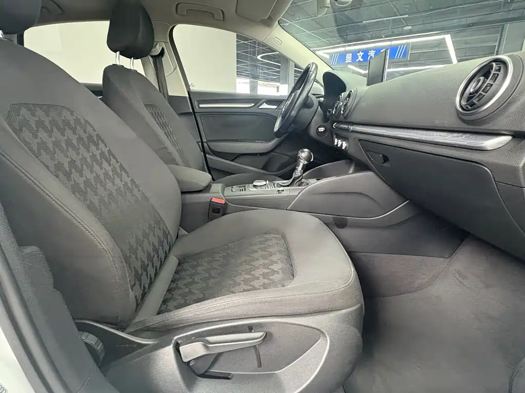 Audi A3 — миниатюра 8