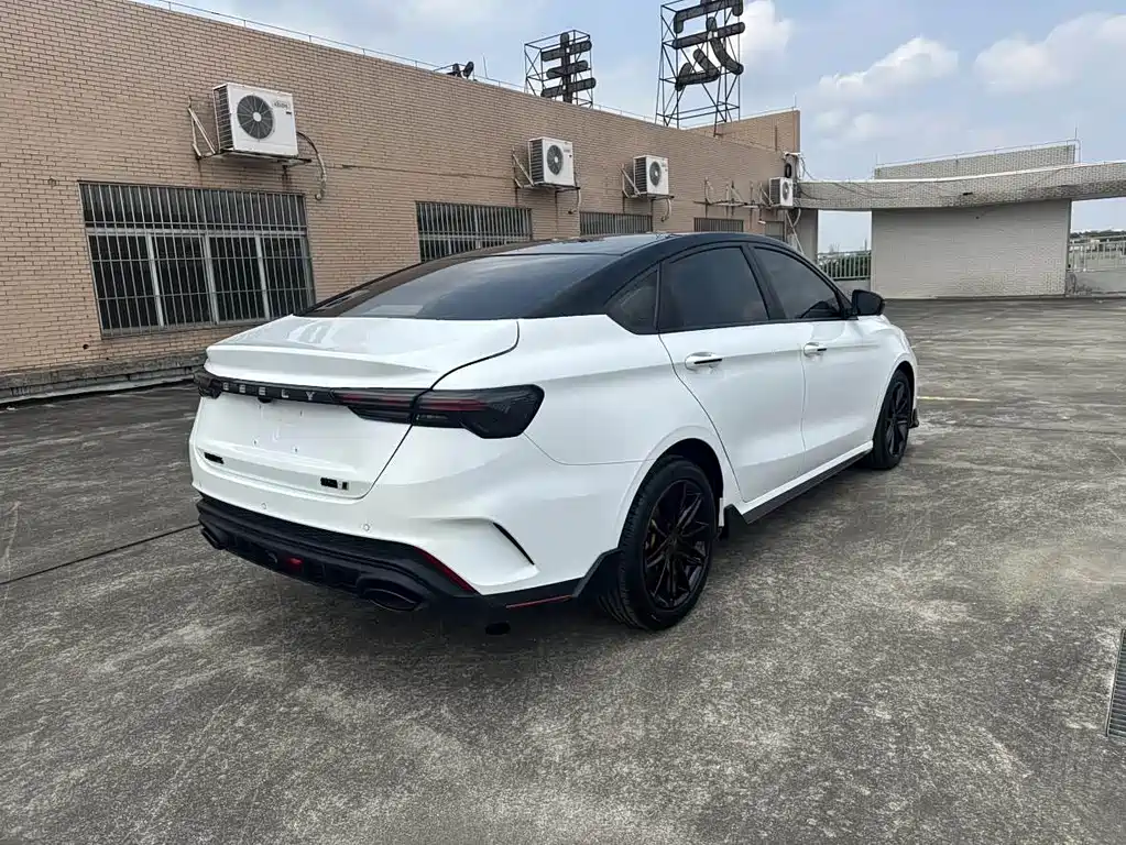 Geely Binrui — миниатюра 9