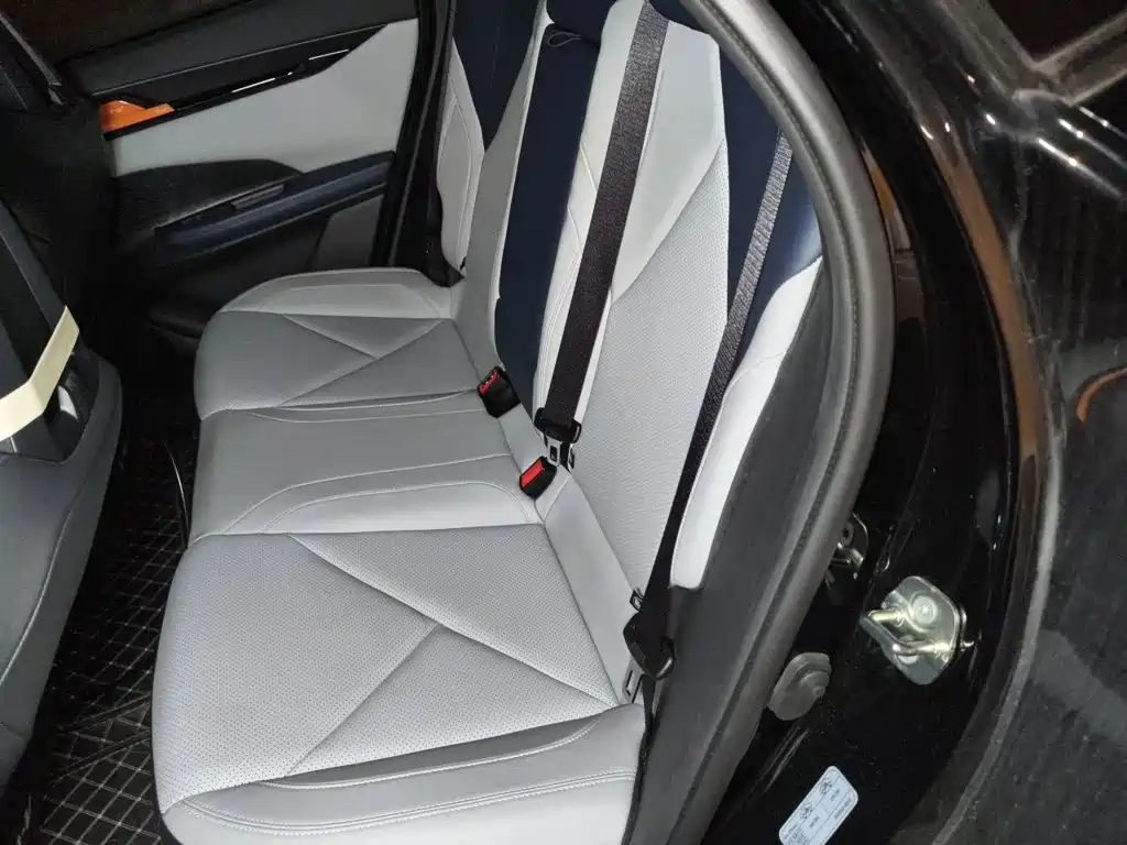 Changan UNI-V iDD — миниатюра 18