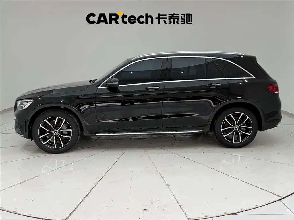 MERCEDES-BENZ GLC