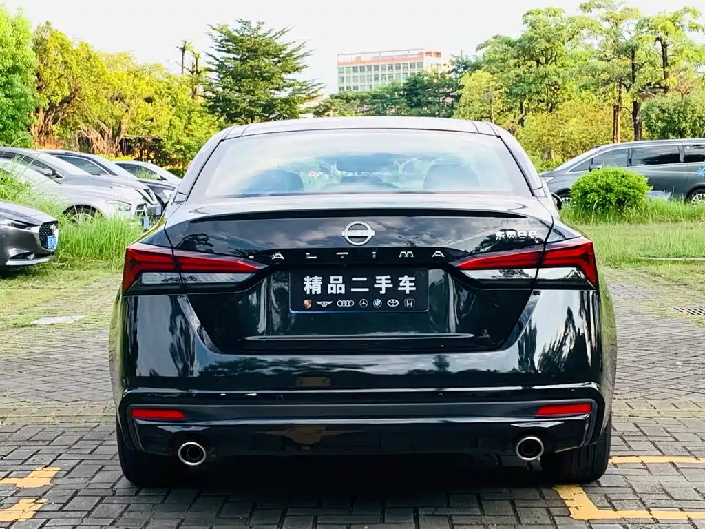 Nissan Teana — миниатюра 5