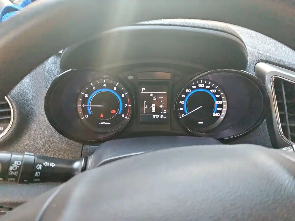 Changan CS15 — миниатюра 4