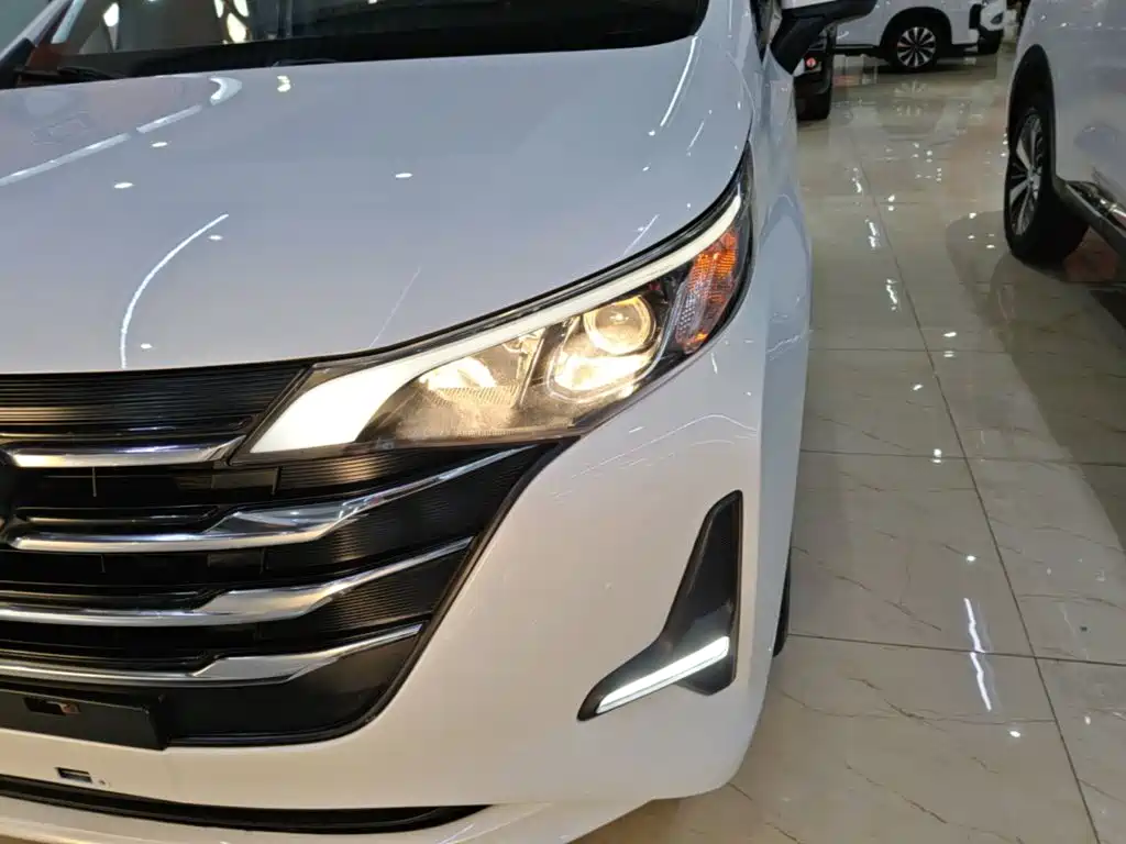 GAC Motor Trumpchi M6 — миниатюра 24