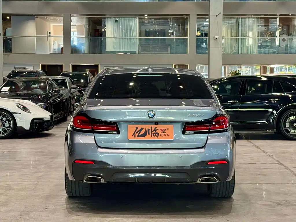 BMW 5 Series (Import) — миниатюра 13