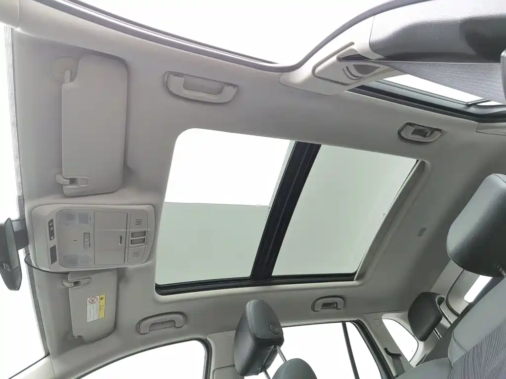 Buick Envision Plus — миниатюра 14