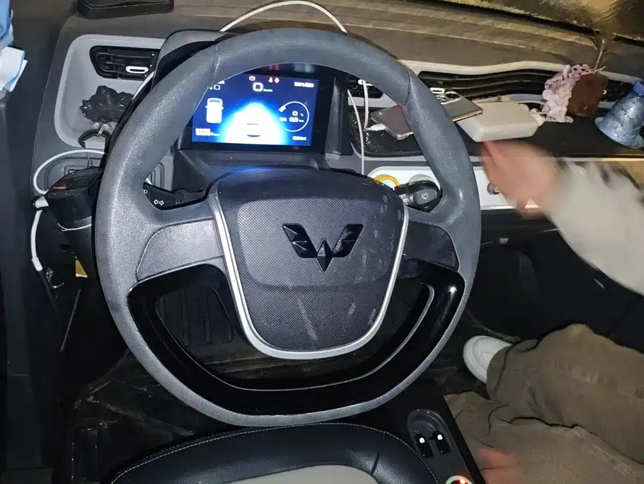 Wuling MINIEV — миниатюра 12