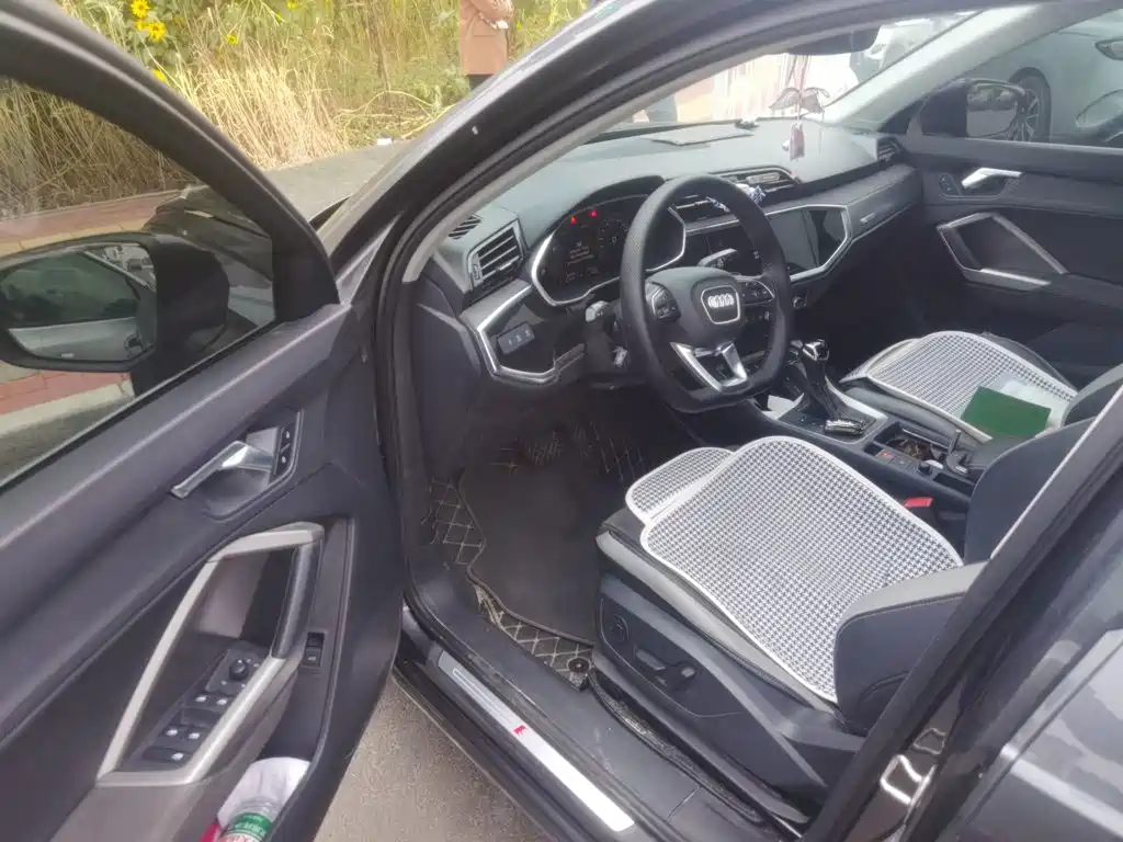 Audi Q3 — миниатюра 12
