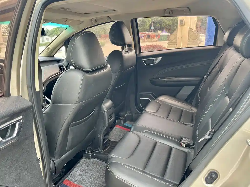 Geely Vision X3 — миниатюра 17