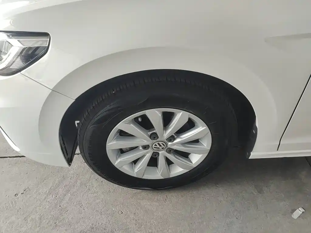 Volkswagen Bora — миниатюра 23