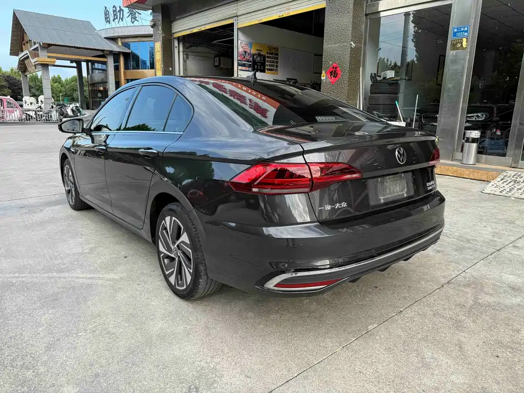 Volkswagen Bora — миниатюра 6
