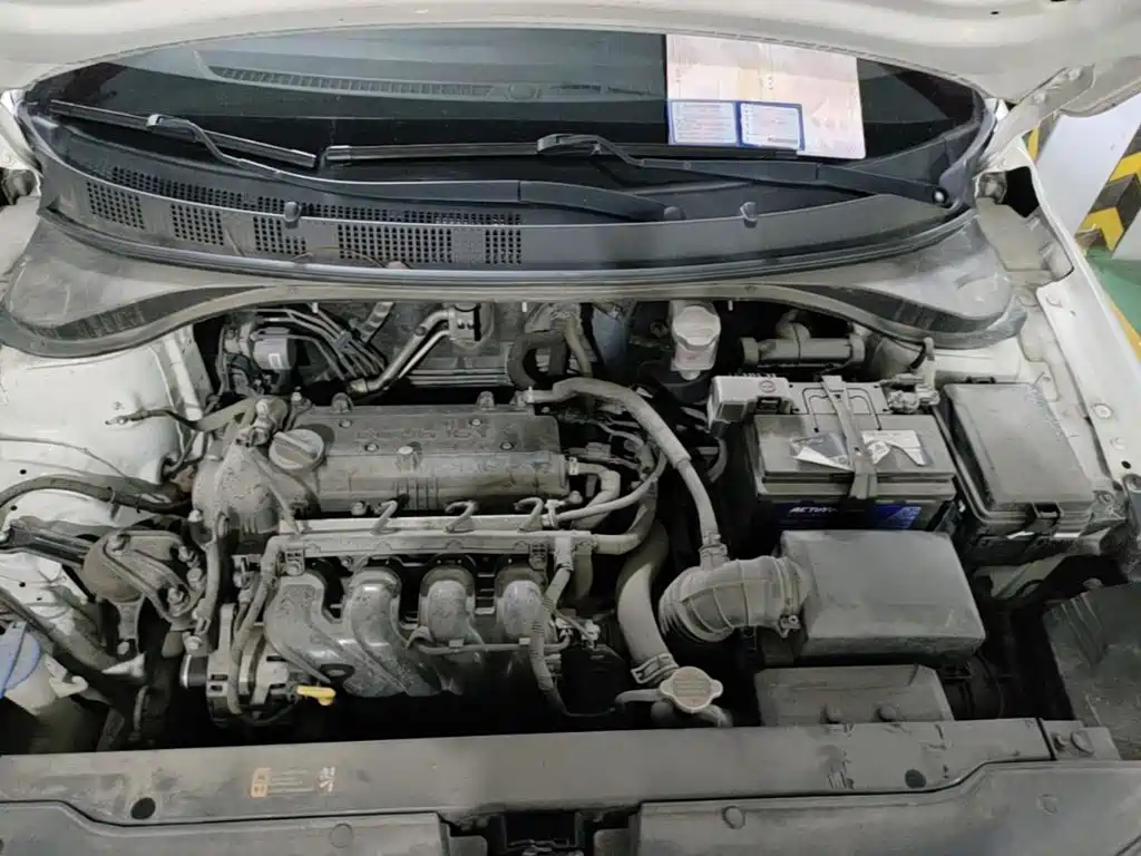 Hyundai Elantra — миниатюра 20