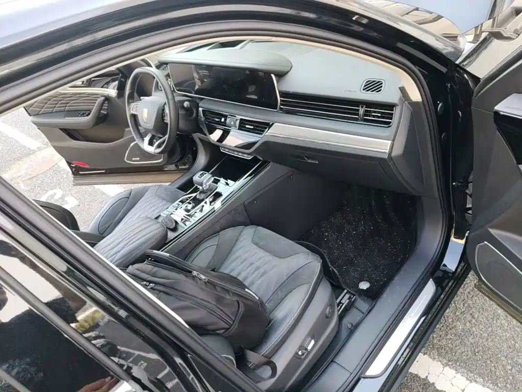 Hongqi Hongqi HS5 — миниатюра 9