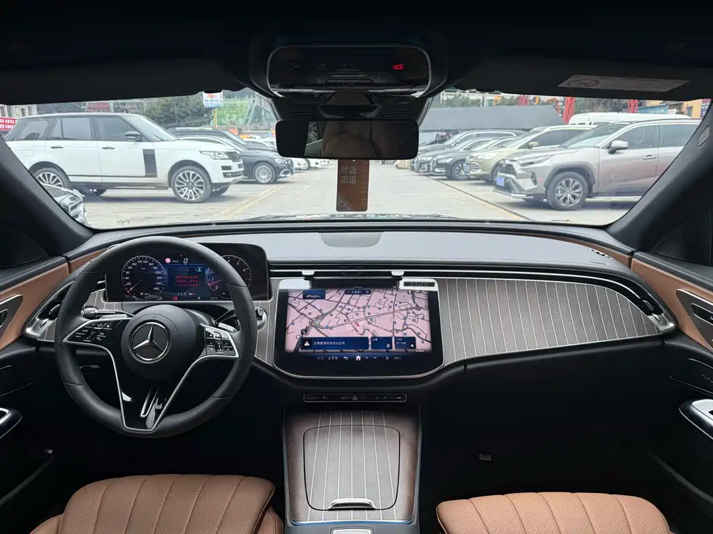 MERCEDES-BENZ E CLASS