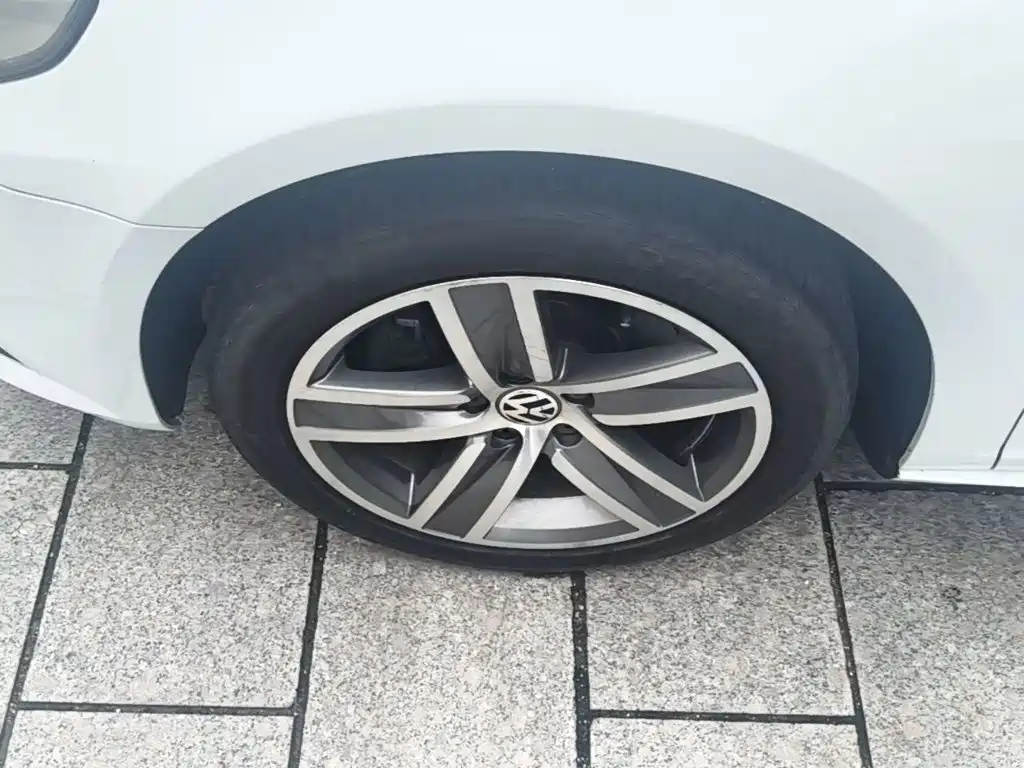Volkswagen CC — миниатюра 23