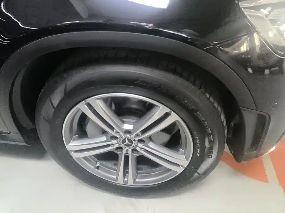 Mercedes-Benz GLC — миниатюра 6