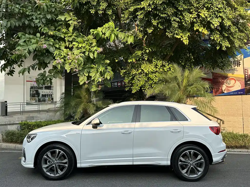 Audi Q3 — миниатюра 7