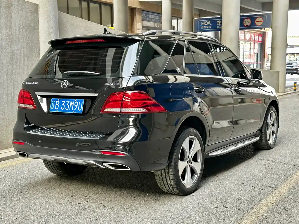MERCEDES-BENZ GLE