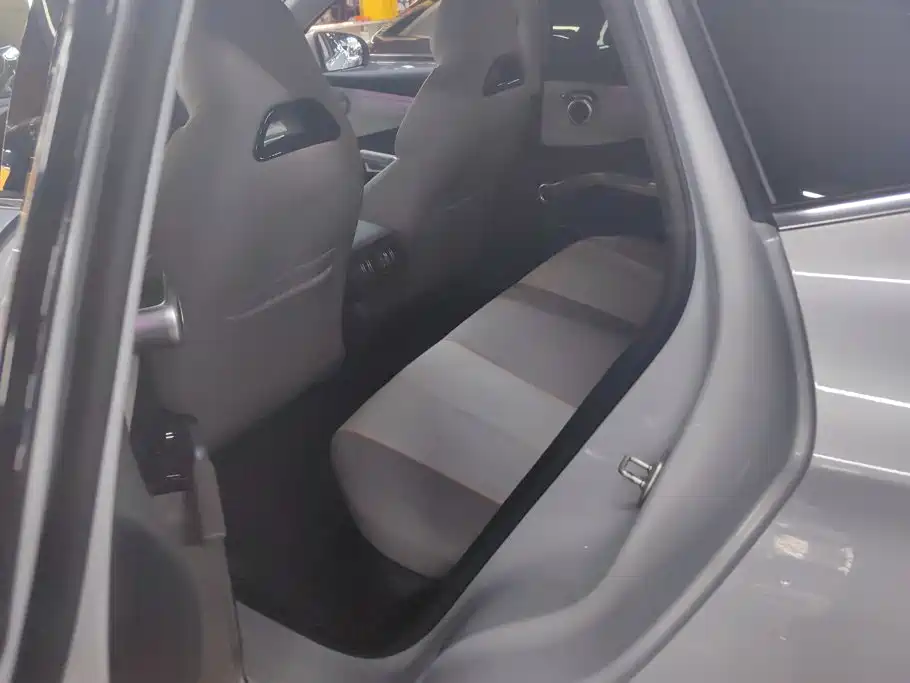 BYD Yuan Plus — миниатюра 11