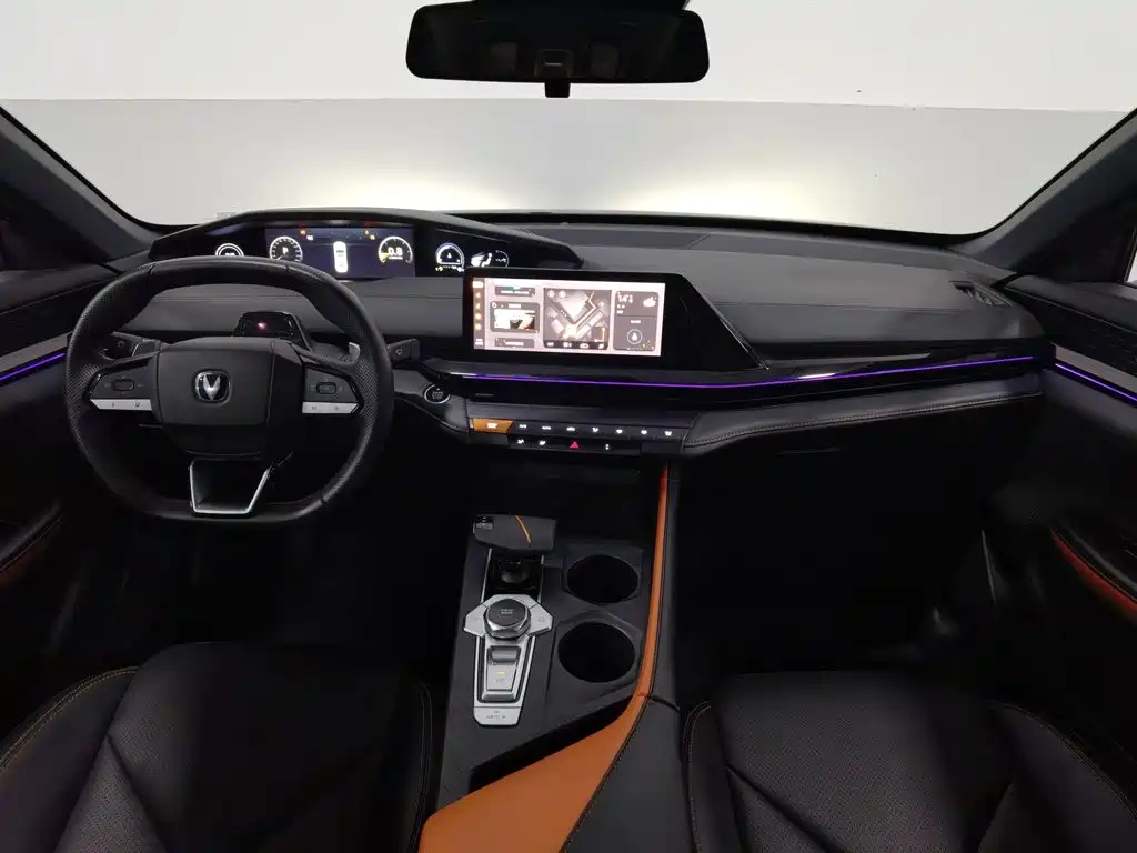 Changan UNI-V — миниатюра 5