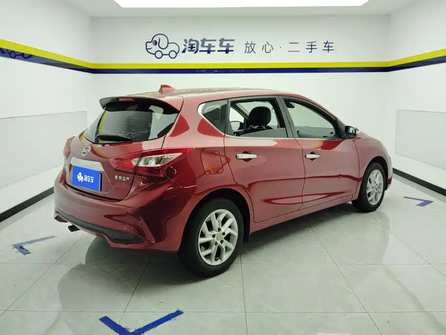 Nissan Tiida — миниатюра 3