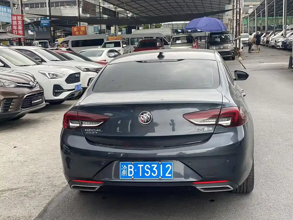 Buick Regal — миниатюра 6