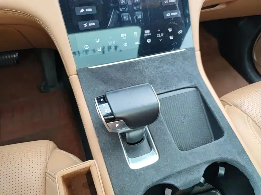 Li Auto Li ONE — миниатюра 14