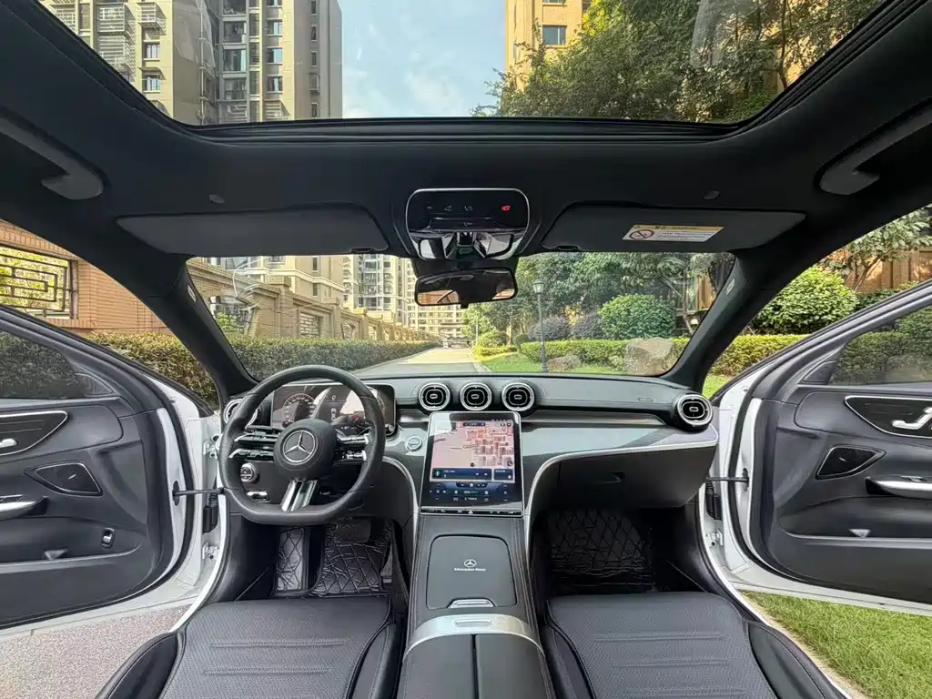 Mercedes-Benz C-Class — миниатюра 8