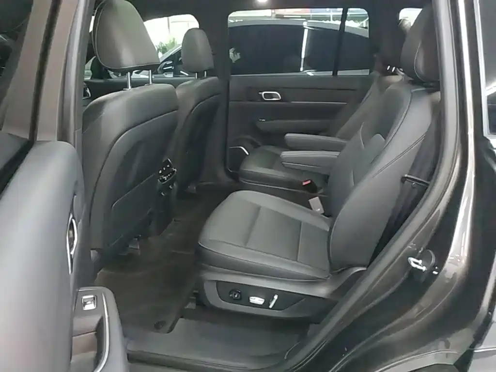 Li Auto Li ONE — миниатюра 17