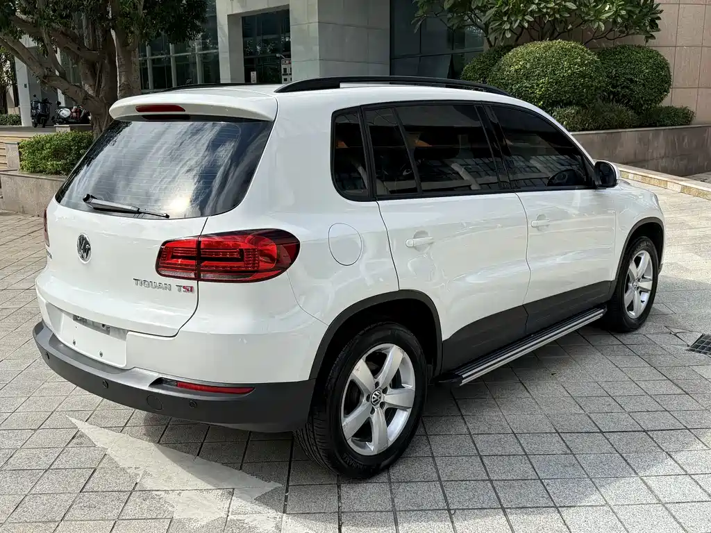 Volkswagen Tiguan — миниатюра 9