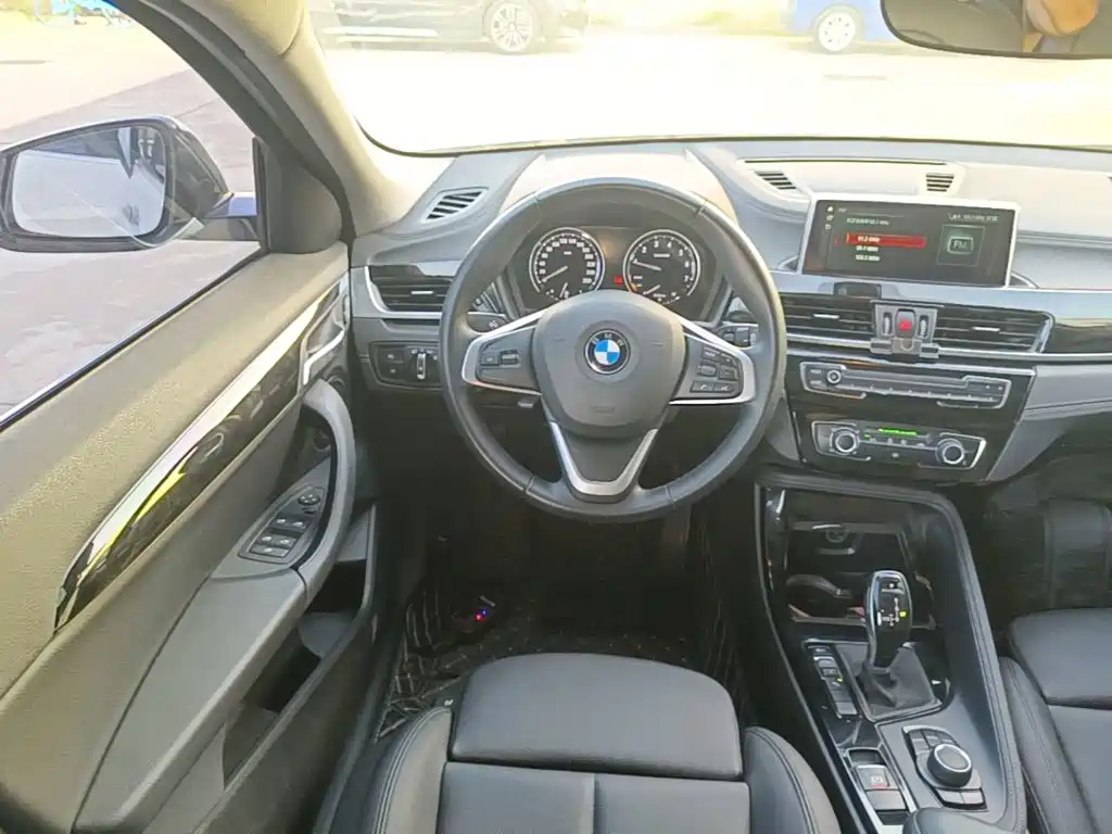 BMW X2 (Import) — миниатюра 11
