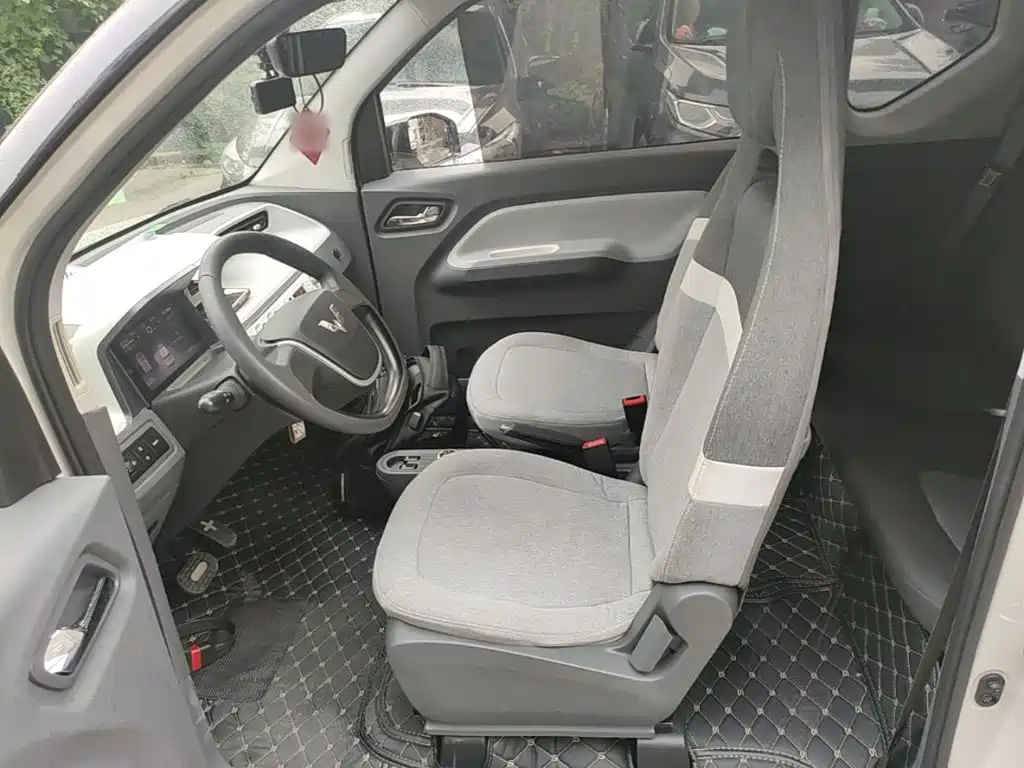 Wuling MINIEV — миниатюра 15