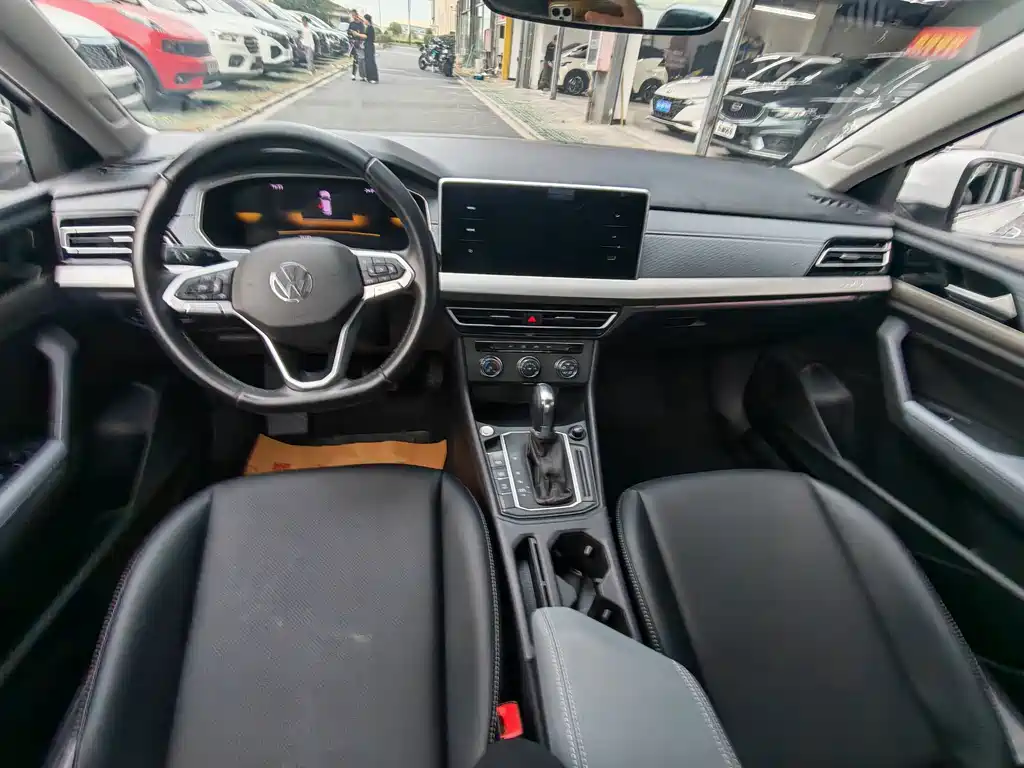 Volkswagen Lavida — миниатюра 9