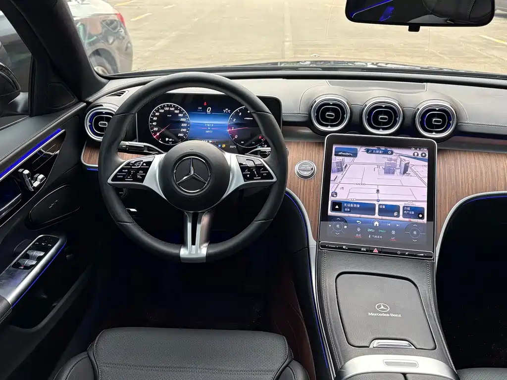 Mercedes-Benz C-Class — миниатюра 8