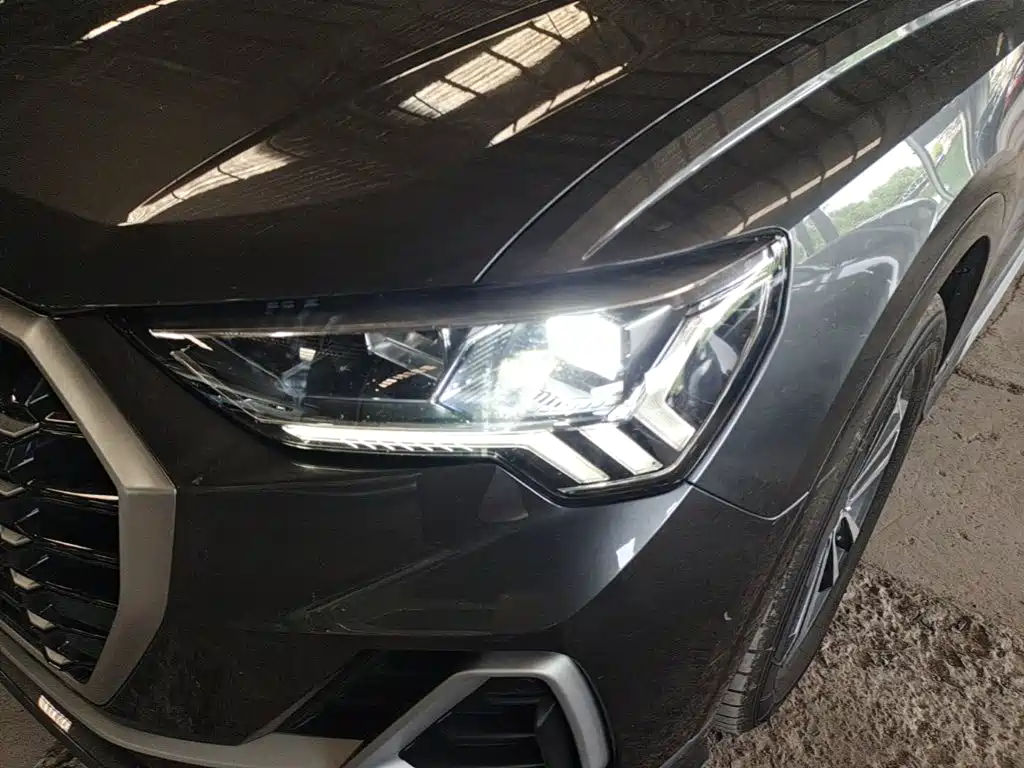 Audi Q3 — миниатюра 24
