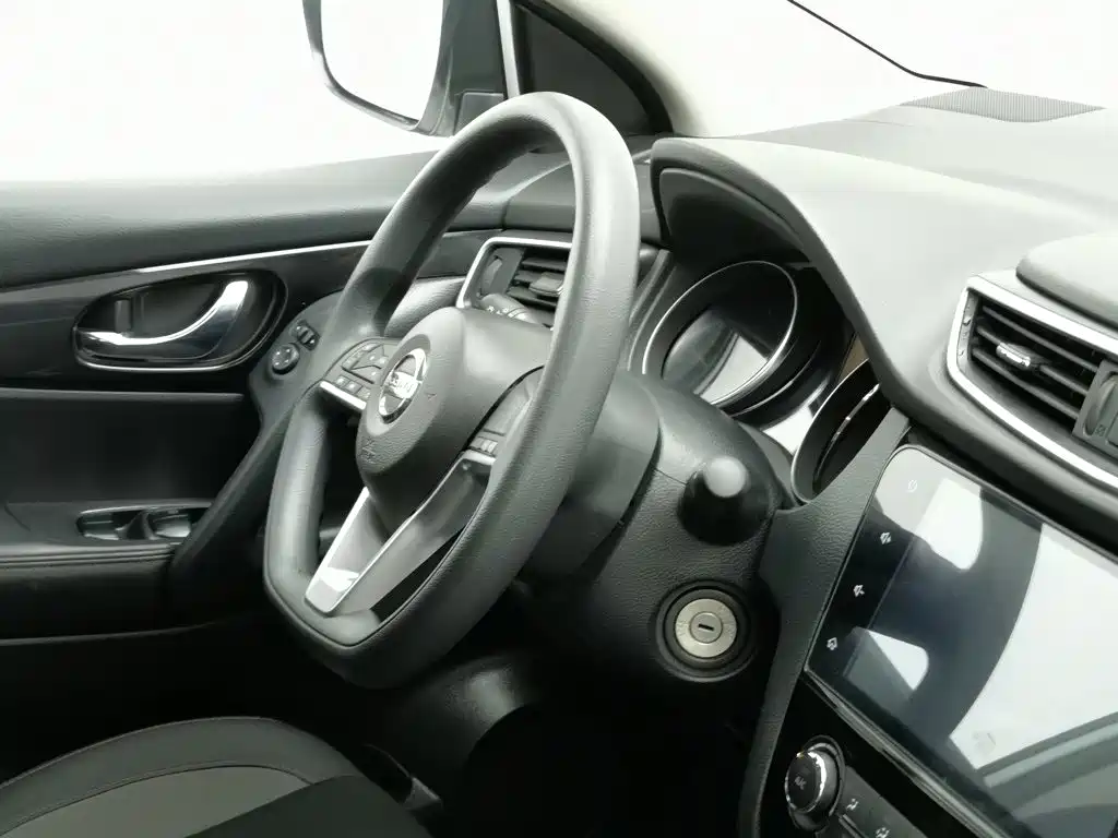 Nissan Qashqai — миниатюра 22